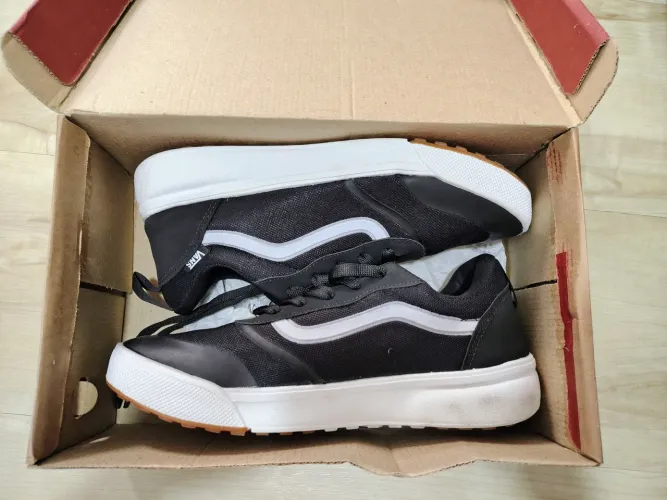 Vans Ultrarange 40