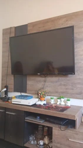 Tv philco 48 polegadas smart, retirada em Valparaíso de Goiás