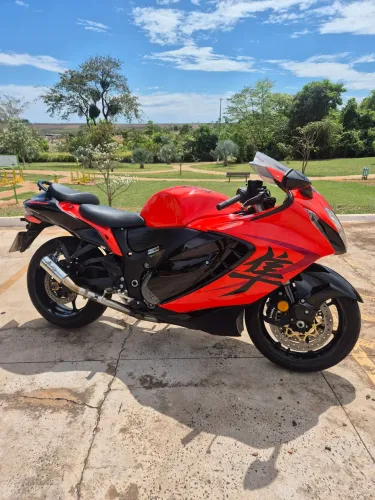 Hayabusa 25 anos