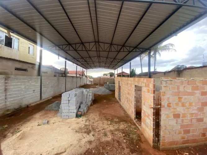 Galpão para Locação com 360m² e Excelente Estrutura