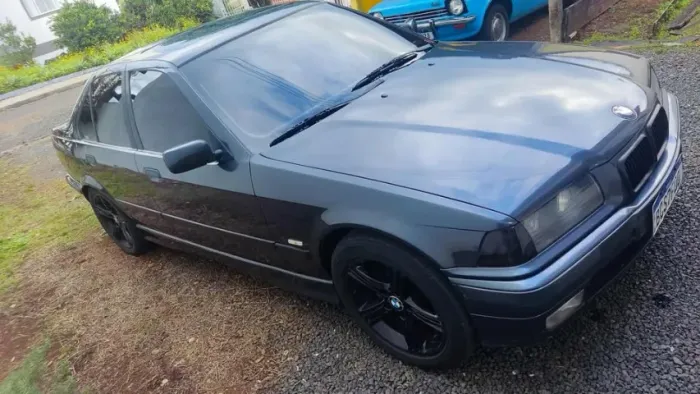 BMW 323I Sport 1998