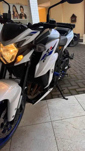 Suzuki GSX - S 750 - 2021 - Novissima!!!