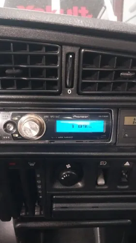 Som automotivo PIONEER Modelo DEH-P7880MP (Golfinho)