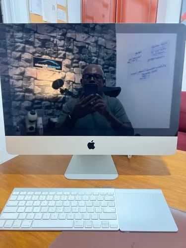 Vendo IMac 21,5 inch , mid 2010 ( Defeito)