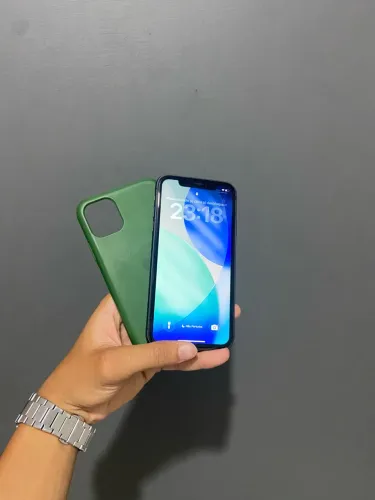 IPhone 11 128gb - negócio o valor!