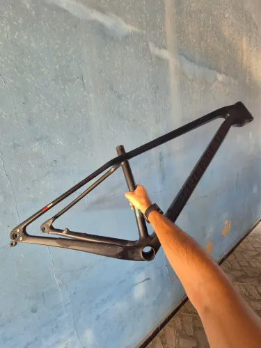 Quadro de Carbono Twitter Warrior Pro Boost 