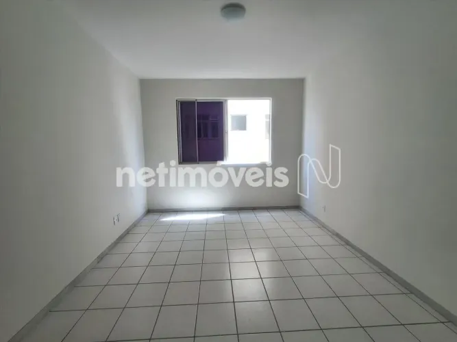 Apto no bairro Coração Eucarístico, com 65 m²; de área, 02quartos, 01 suíte, 02 banheiros 