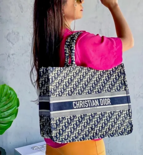 Bolsa Praiana coleção bazar de loja cada