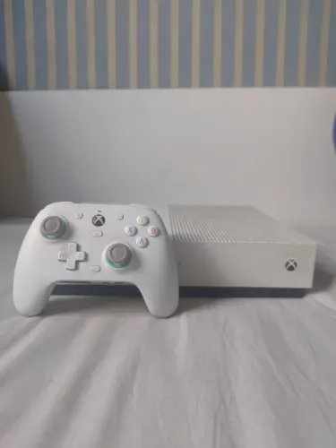 Xbox one s 365gb  e controle game sir g7 