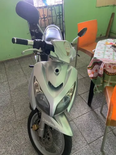 VENDE-SE NEO 115 AUTOMÁTICA 6.000,00