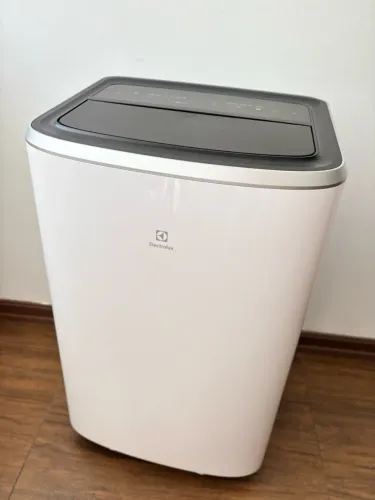 AR-CONDICIONADO ELECTROLUX PORTÁTIL 12.000 BTUs