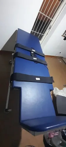 Mesa ortostática carci (usada)