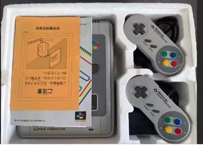 Super Famicom completo Na Caixa Original + Fonte + 2 Controles + Cabo AV Original