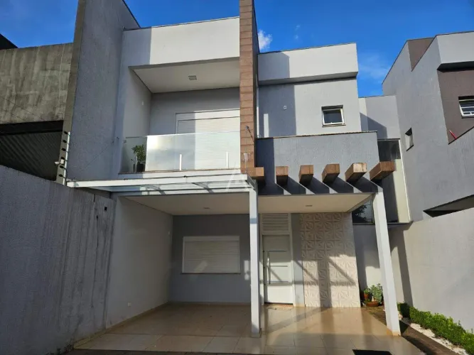 Sobrado 3 quartos à venda no Bairro CANCELLI em CASCAVEL por R$ 1.350.000,00