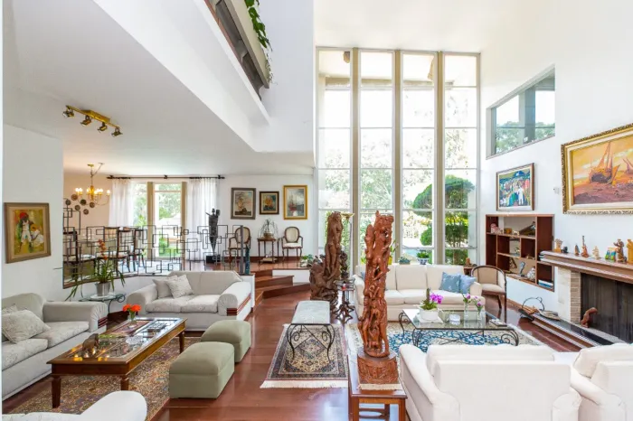 Casa para venda em Jardim Marajoara com 4 quartos, sendo 2 suítes, 384m²