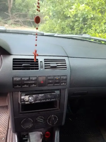 Volkswagen Gol 1.6 MI/ Power 1.6 MI 4P (álcool) 2003