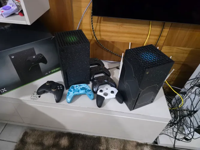 Xbox series x galax 2 tb troco em ps5 pro ou vendo