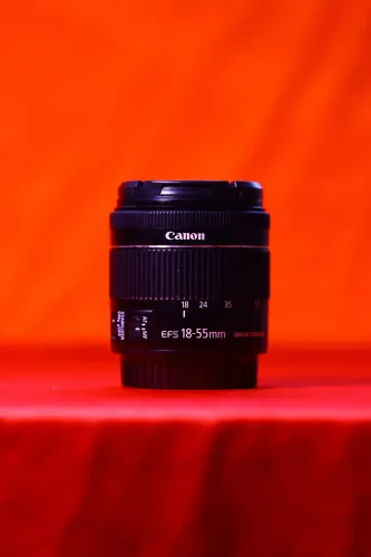 Lente Canon 18-55 LONDRINA