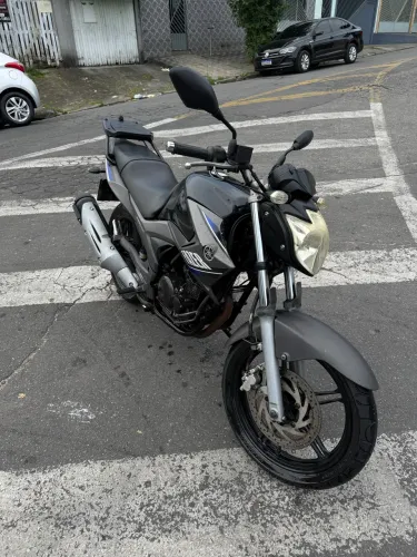 Yamaha Fazer 250 Blueflex 2015 - Conservada