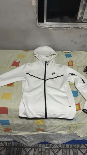 Nike tech fleece 