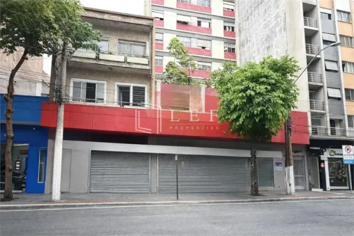 Loja Comercial com 1017 m², Vende e Aluga Ex Agencia Bancária - Bom Retiro.