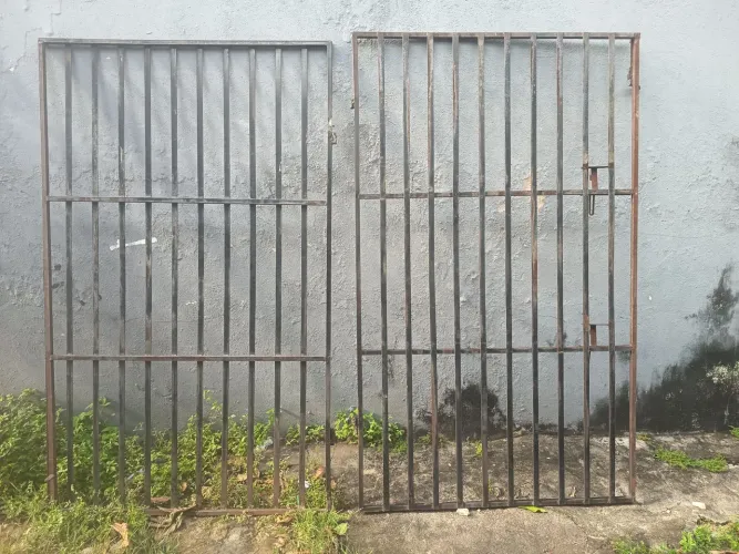 Portão de ferro