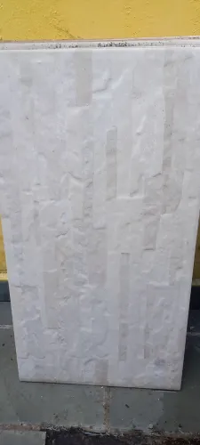 Sobra de porcelanato e revestimento diversos modelos e metragens valor para levar tudo