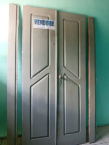 Porta de madeira