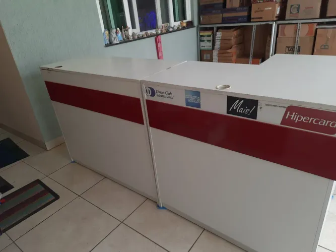 Balcão em formato L