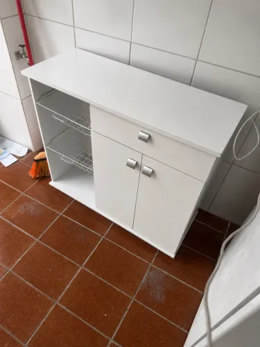 Armario de cozinha com fruteira