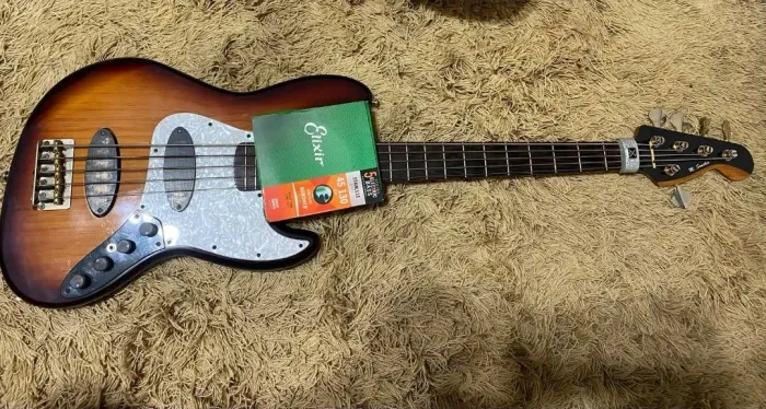 Baixo Sanches Custom Shop
