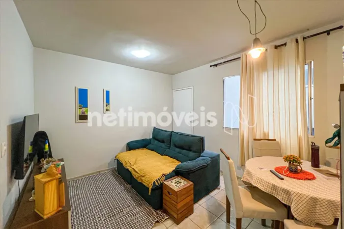 Apartamento de 02 quartos à venda no Colégio Batista!