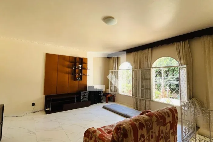 CASA RESIDENTIAL em Campinas - São Paulo, Nova Campinas