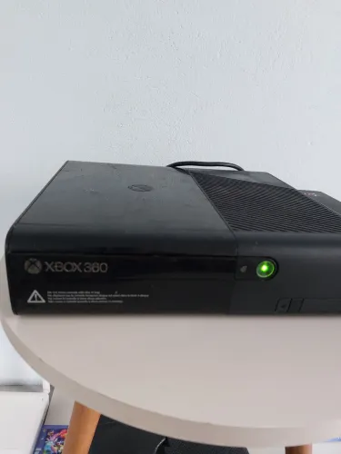 Vendo Xbox 360