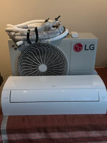 Ar-Condicionado LG AI Dual Inverter Voice 9.000 BTU Quente/Frio