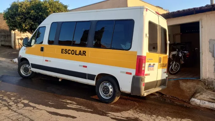 Citroën Jumper 2014 - 16 Lugares - Motor 2.3