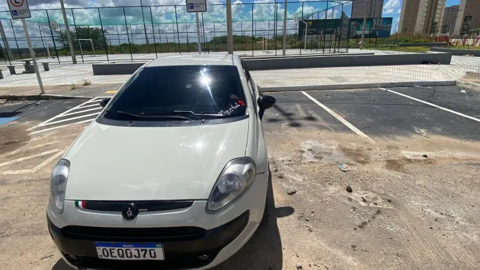 Fiat Punto Attractive 1.4 Fire Flex 8V 5P 2013
