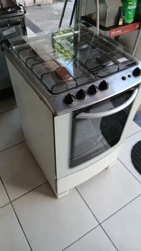 Fogão Electrolux entrega a combinar 