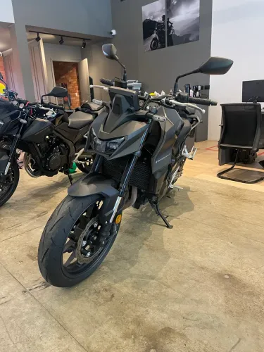 Hornet 750 2026