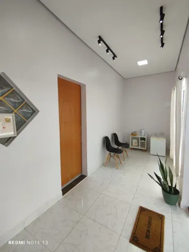 ALUGA-SE SALA COMERCIAL COM RECEPÇÃO- PRONTA PARA ATENDER