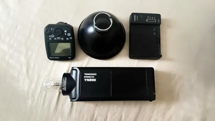 Flash Yongnuo YN200 para câmeras Sony