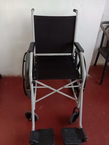 Cadeira de rodas super nova 