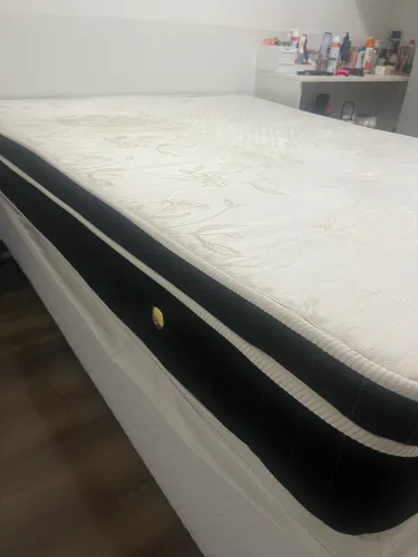 Colchão Casal com Massageador + Pillow