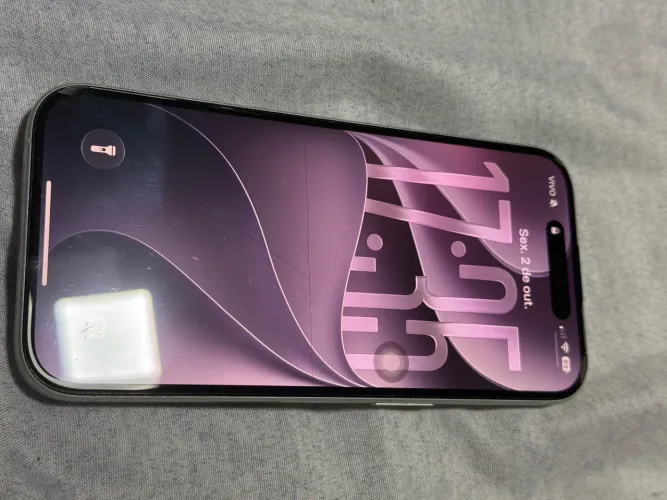 iPhone 16