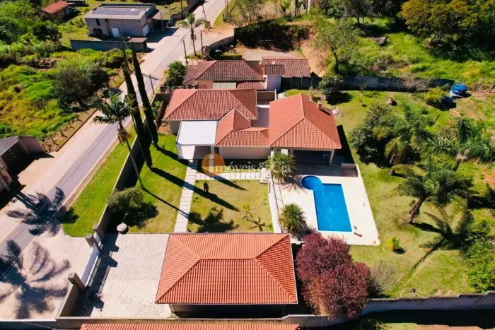 Chácara com 3 dormitórios à venda, 2750 m² por R$ 1.100.000,00 - Campestre - Pedra Bela/SP