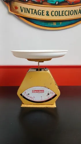 Balança de cozinha vintage da marca Bender