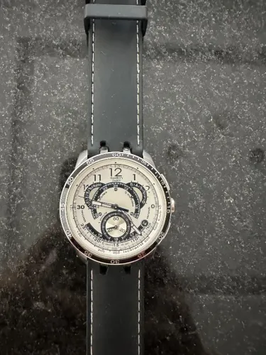 Relogio SWATCH Modelo YRS407