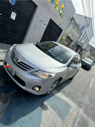 Toyota Corolla GLI 1.8 Flex 16V Aut. 2014