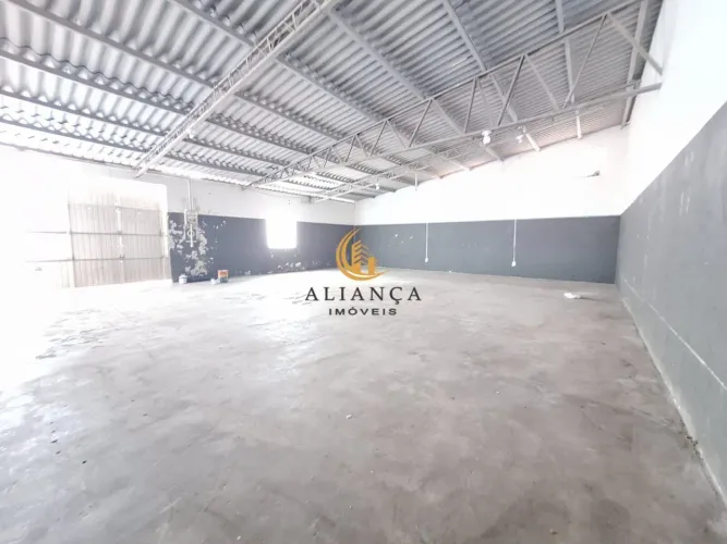Pavilhão/Galpão Industrial em Jardim Atlântico, São José/SC