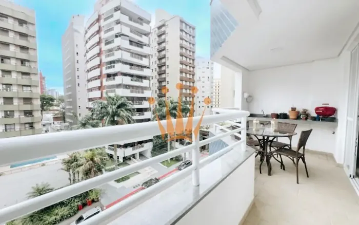 Apartamento na rua São Jorge em Florianópolis.